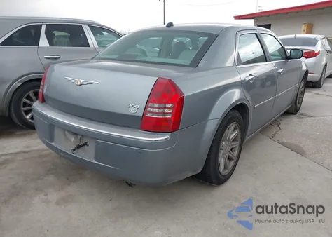 2006 Chrysler 300C z USA, uszkodzony, nr VIN 2C3LA63H46H240580